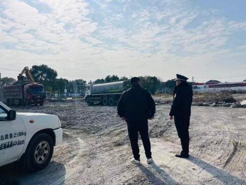 青浦区华新城管：“元”启新貌 全域整治护航佳节市容