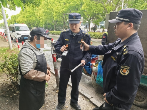【“雷霆”4号】青浦区香花桥城管：精准发力出重拳 雷霆攻坚破顽疾