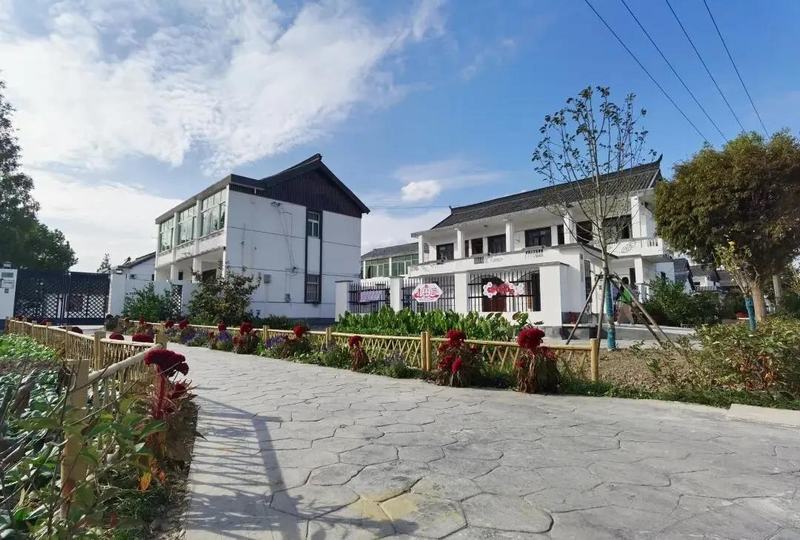 重固镇:老小区"翻新",新农村"换颜",美丽家园"幸福可期"