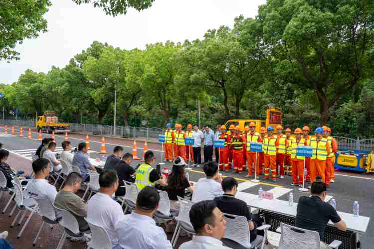 以练备战防台防汛 筑牢青浦道路安全防线 ——青浦区道运中心开展2026年度防汛防台应急演练