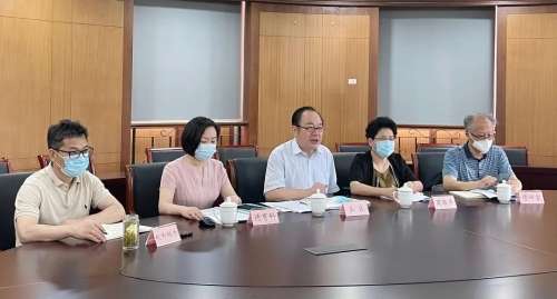  区教育局召开2022年上半年青浦区学校德育工作总结暨暑期工作布置会议