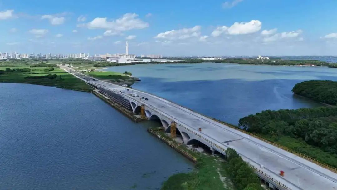 New cross-border bridge shortens journey between Shanghai and Jiangsu