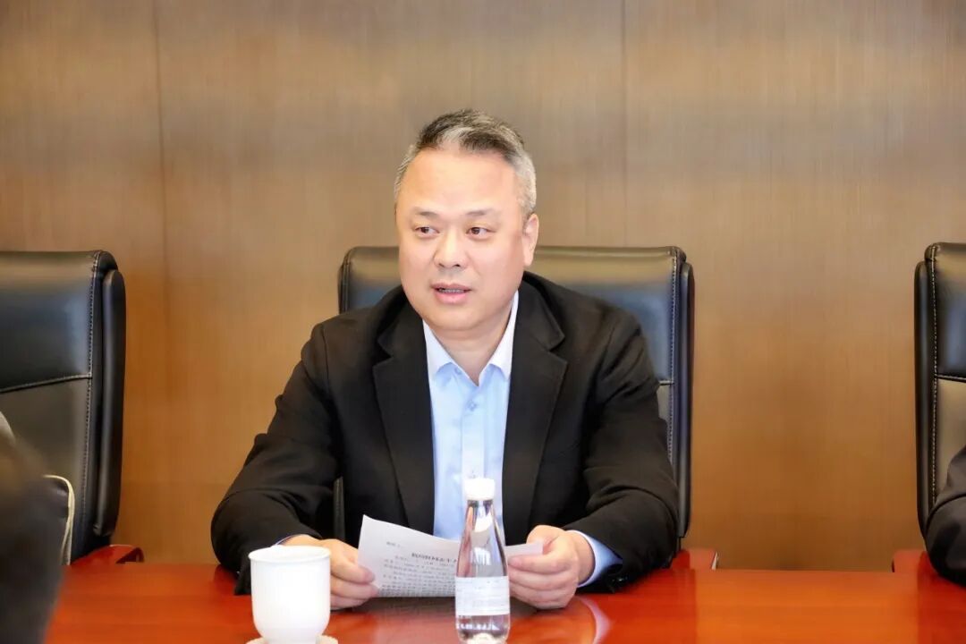 1114_100318_225.jpg 5.jpg