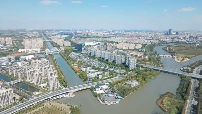 1208_153159_219.jpg 2.jpg