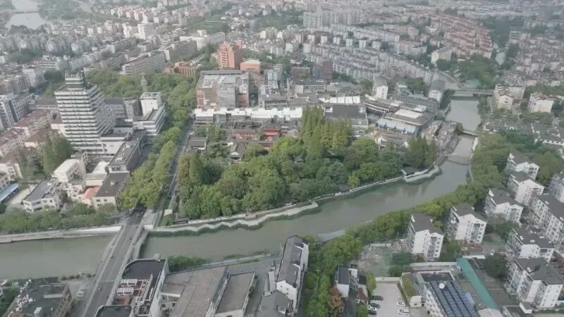 1208_153228_311.jpg 4.jpg