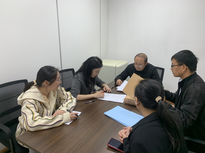 领导帮办纾企困，优化服务促发展