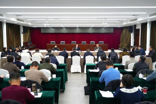 锚定安全底线，护航平安稳定！华新镇召开岁末年初除险保安工作部署会