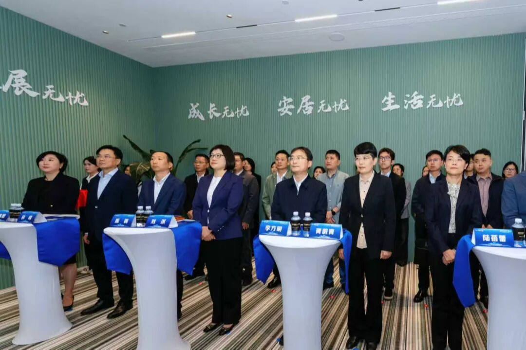 “在青浦・居西岑・见未来”暨西岑人才公寓入住一周年主题活动在青浦区金泽镇西岑人才公寓举行