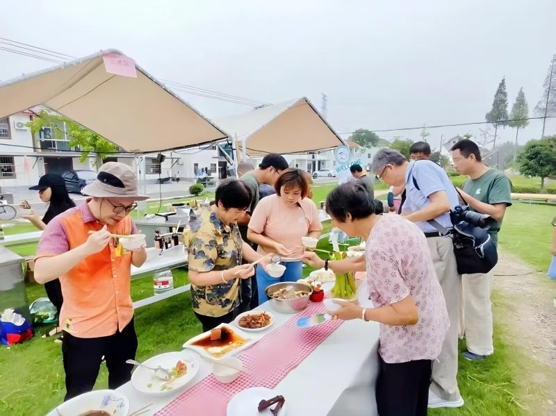 1020_125403_385.jpg 12.jpg