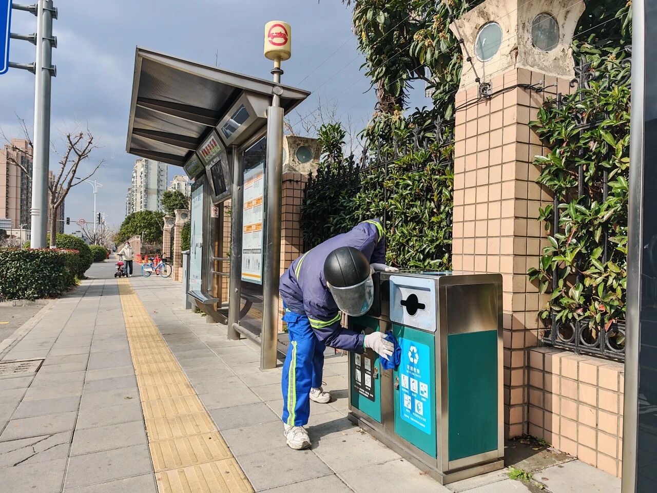 0105_124454_611.jpg 0105_124454_611.jpg