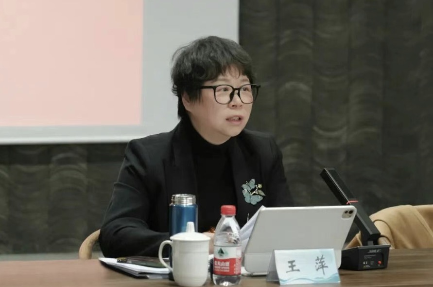 0119_110835_373.jpg 0119_110835_373.jpg