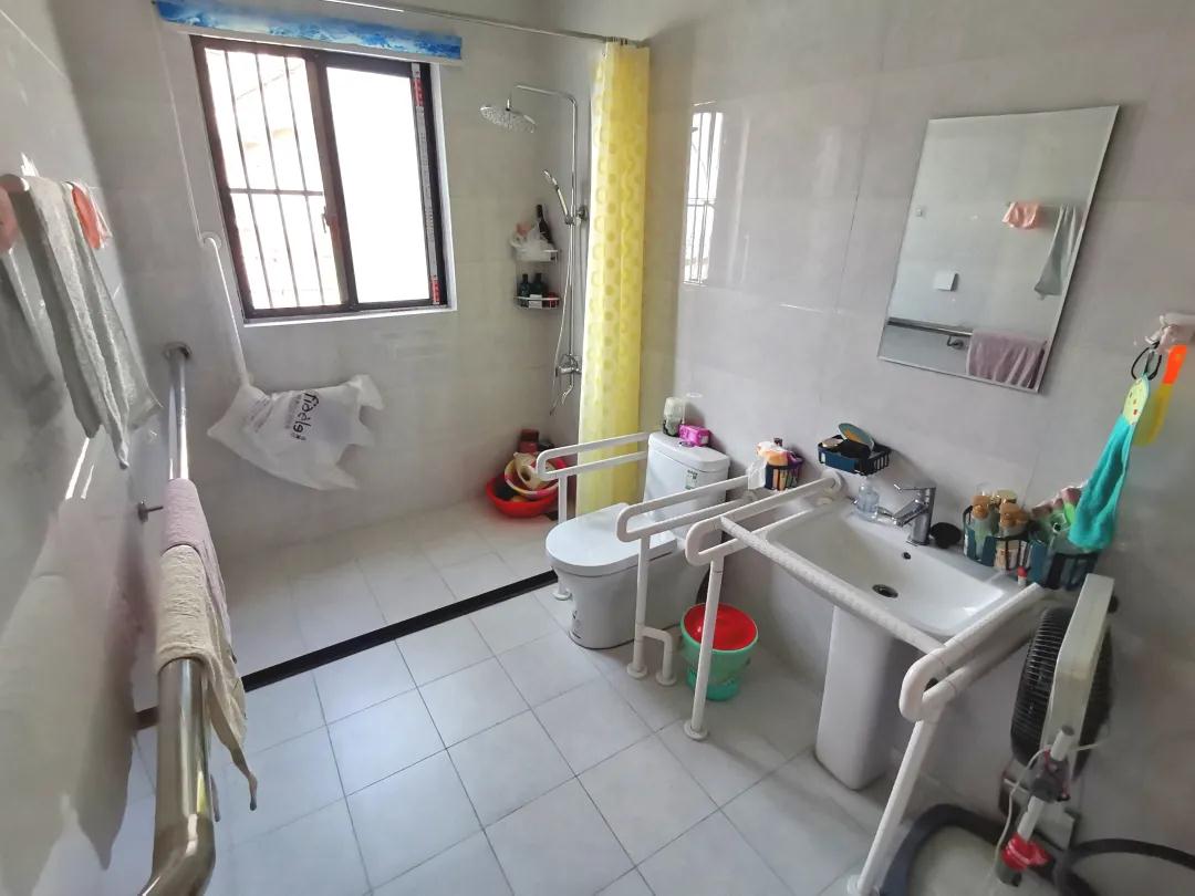 0117_093442_149.jpg 21.jpg