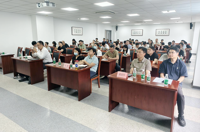 区规划资源局第三期“规划资源讲堂”顺利开讲