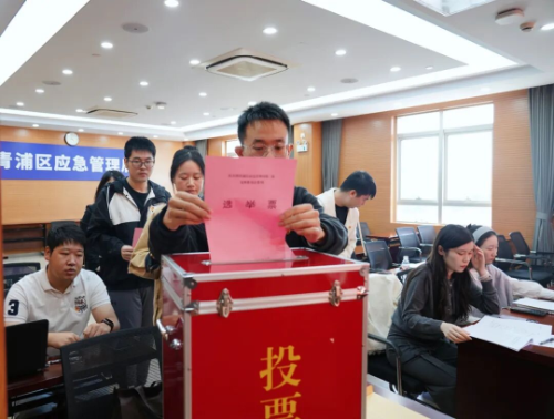 1024_182603_808.jpg 2.jpg