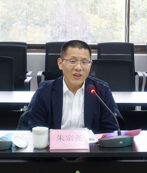 市政府办公厅朱宗尧副主任一行来青调研 政务服务一网通办疫情防控等