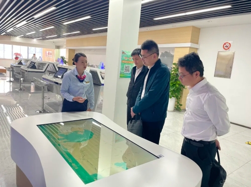 湖州市南浔区政务服务办公室来青学习考察