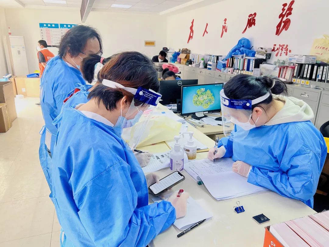 他们不是药神但为了大家的药操碎心