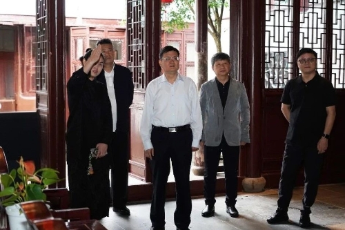 以品质提升与攻坚行动全力争创国家5A级景区！区领导调研朱家角古镇