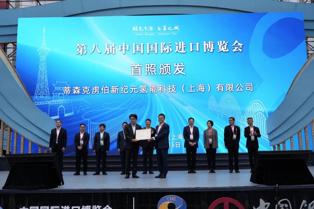 1106_083159_502.jpg 1106_083159_502.jpg