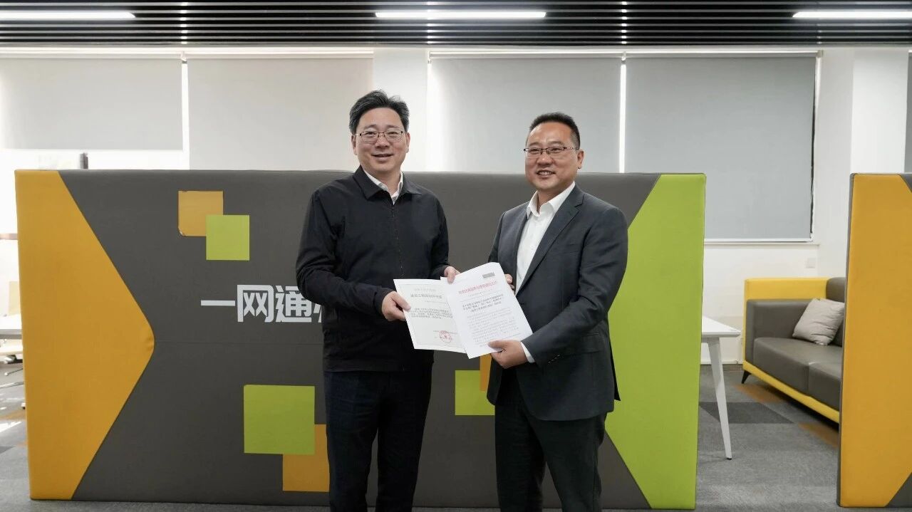 1114_090256_621.jpg 1114_090256_621.jpg