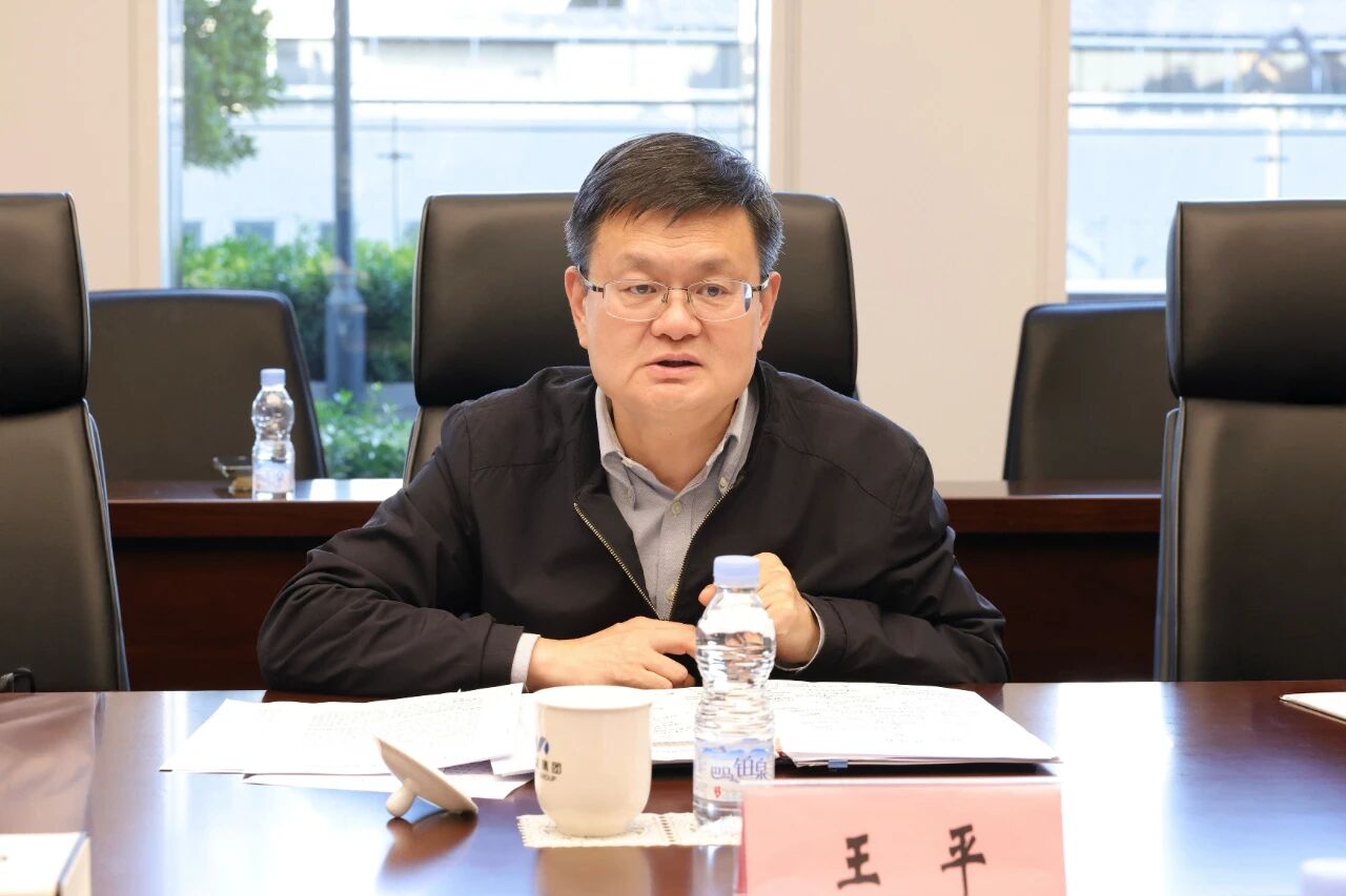 1114_090810_724.jpg 1114_090810_724.jpg