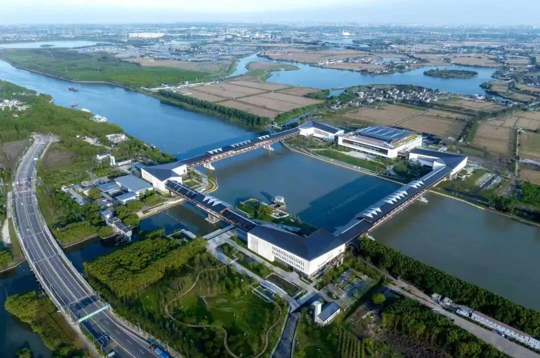 1128_125715_502.jpg 1128_125715_502.jpg