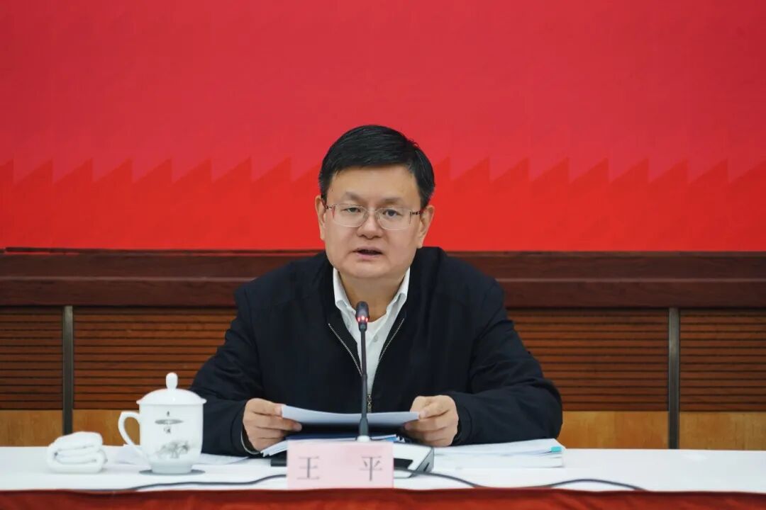 1209_143132_533.jpg 1209_143132_533.jpg