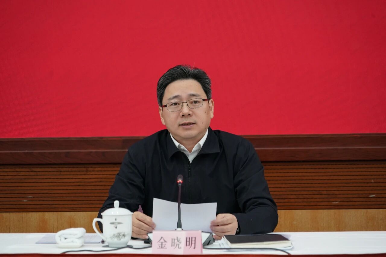 1209_143150_527.jpg 1209_143150_527.jpg