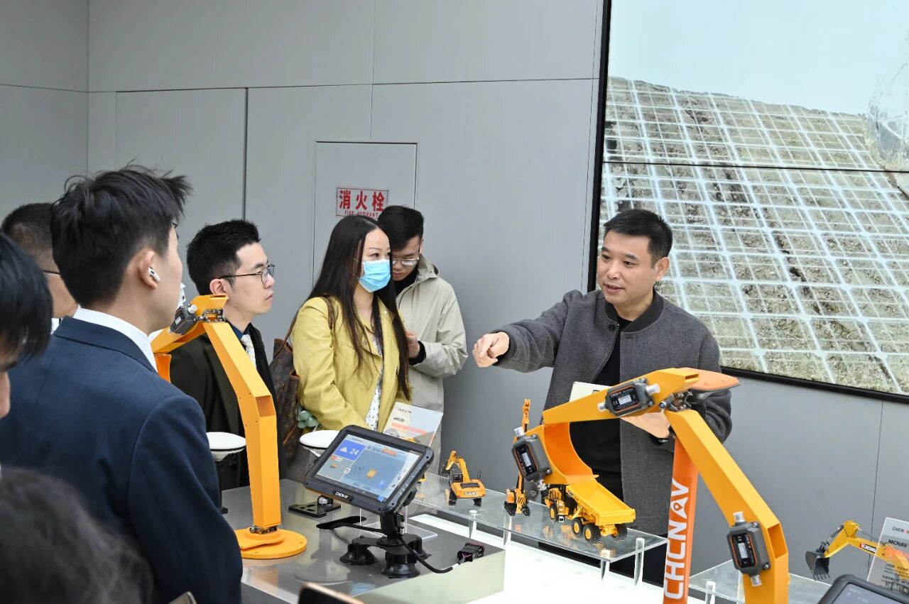 1216_103428_407.jpg 1216_103428_407.jpg