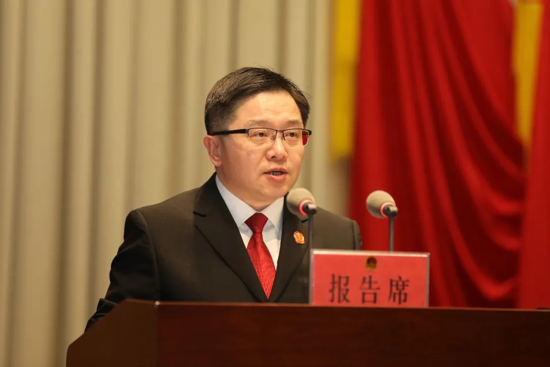 区人民法院院长方正杰作青浦区人民法院工作报告