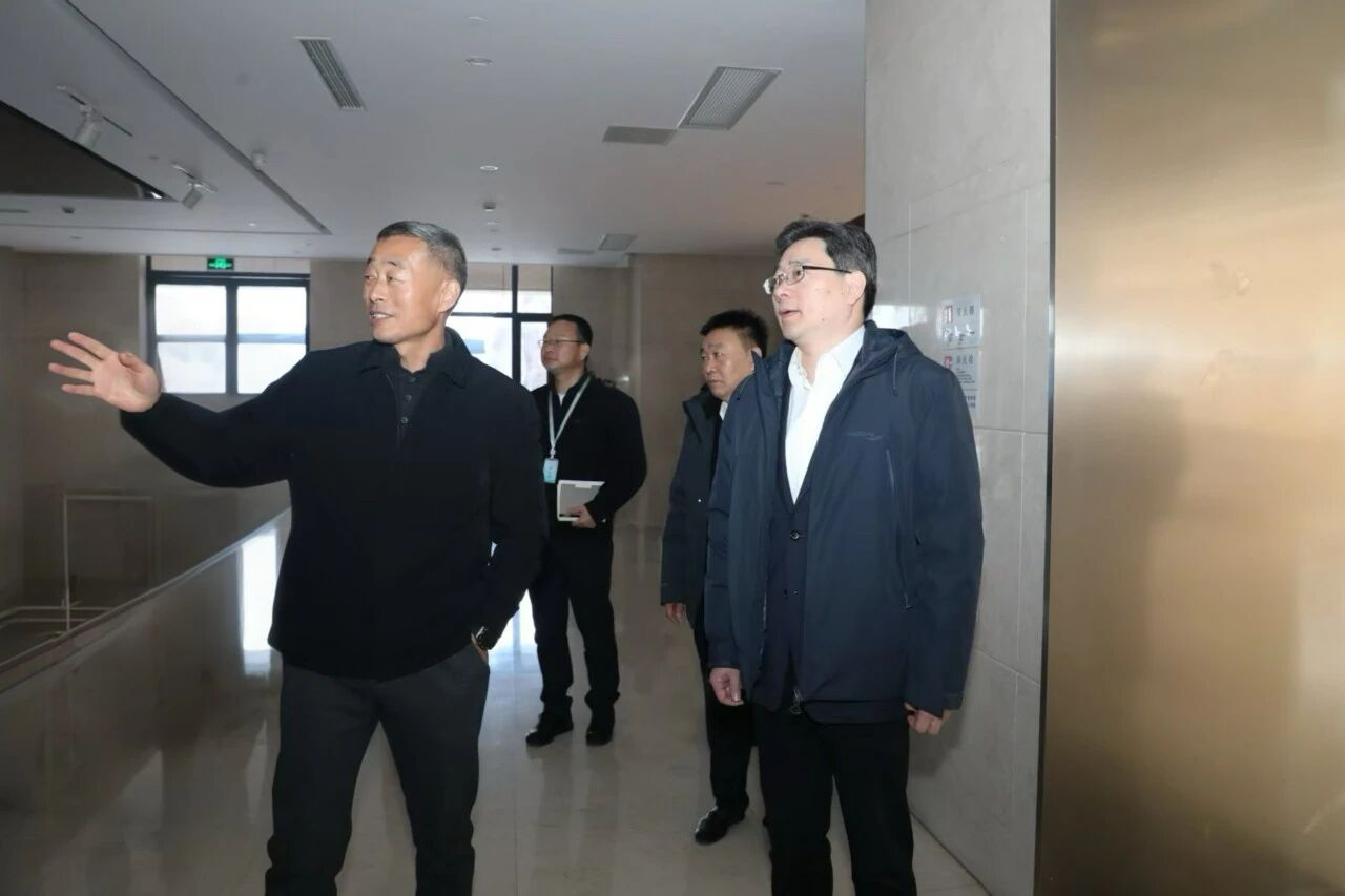 0224_100556_203.jpg 0224_100556_203.jpg