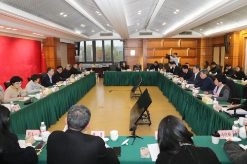 聚焦古镇提质转型，市政府参事室来青调研