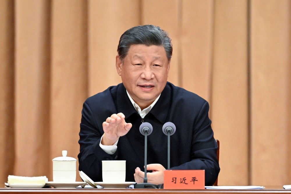 10月29日，省部级主要领导干部学习贯彻党的二十届三中全会精神专题研讨班在中央党校（国家行政学院）开班。中共中央总书记、国家主席、中央军委主席习近平在开班式上发表重要讲话。新华社记者 李学仁 摄