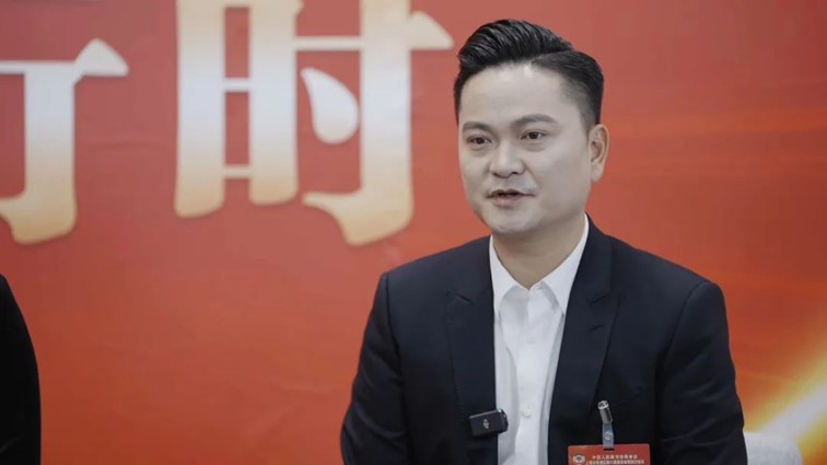 融媒轻骑兵·两会时间｜战略牵引提能级！第一时间对话代表委员，他们怎么干→