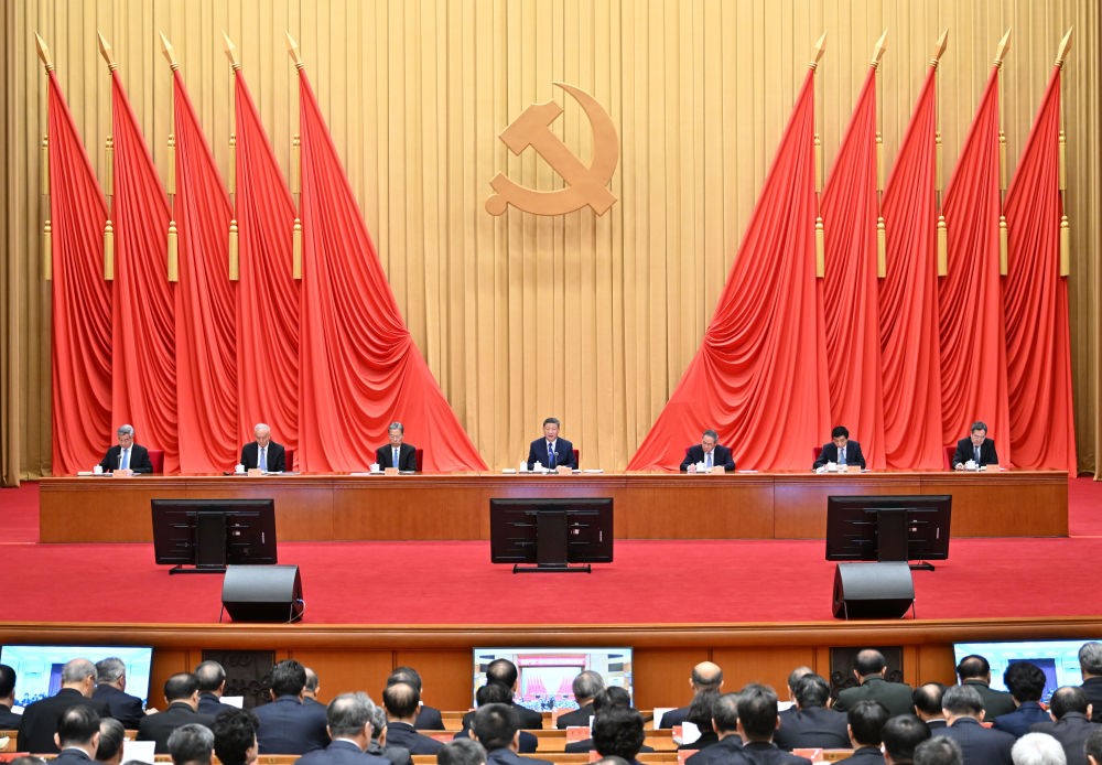 1月6日，中共中央总书记、国家主席、中央军委主席习近平在中国共产党第二十届中央纪律检查委员会第四次全体会议上发表重要讲话。李强、赵乐际、王沪宁、蔡奇、丁薛祥、李希出席会议。新华社记者 岳月伟 摄