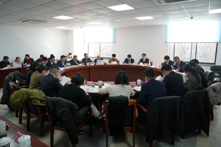 凝心聚力谋发展，砥砺奋进谱新篇，区人大代表热议政府工作报告