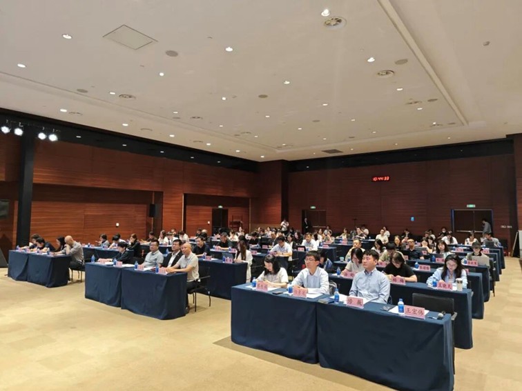 第八届虹桥国际经济论坛第二次组织工作会召开