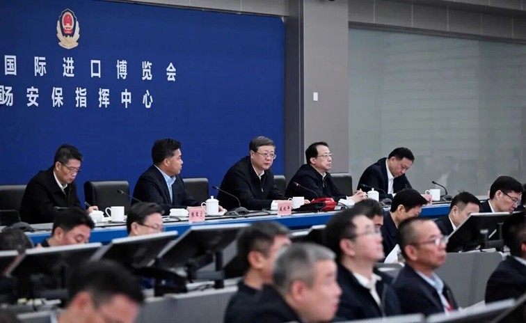 上海市委书记陈吉宁、上海市市长龚正检查第八届进博会服务保障和办展办会工作