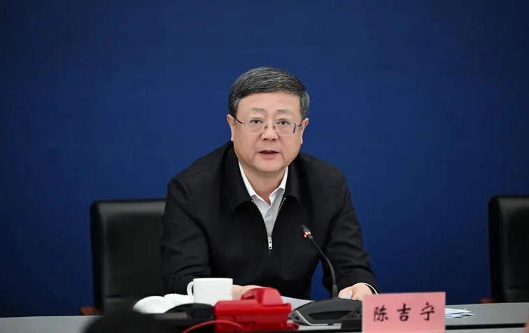 上海市委书记陈吉宁、上海市市长龚正检查第八届进博会服务保障和办展办会工作