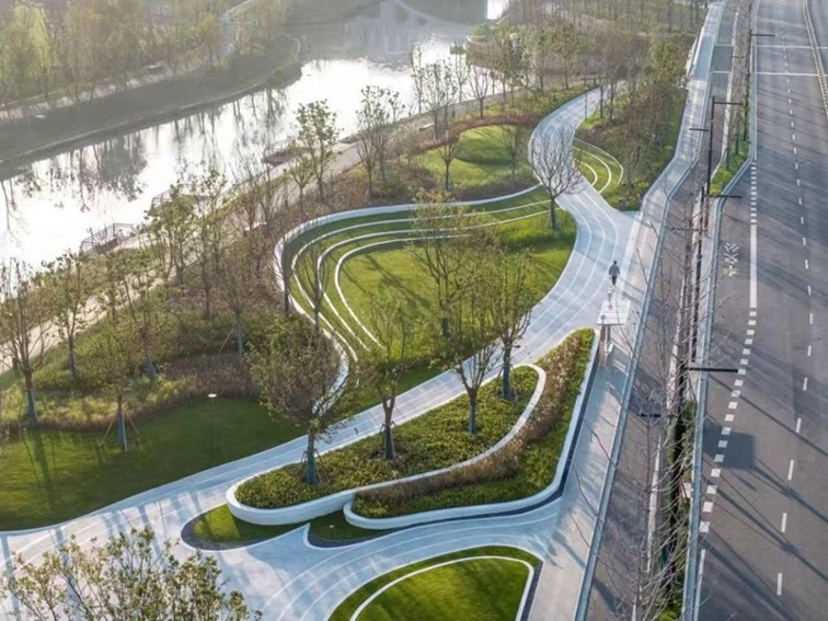 喜迎两会丨大道变美、堤防升级、车库有网……青浦用高水平建设，回应每一个民声期盼