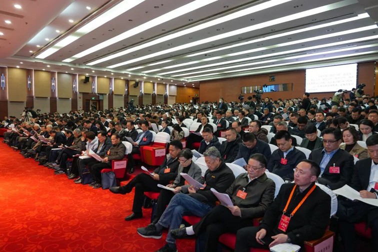 青浦区六届人大六次会议开幕! 青浦区六届人大六次会议开幕!