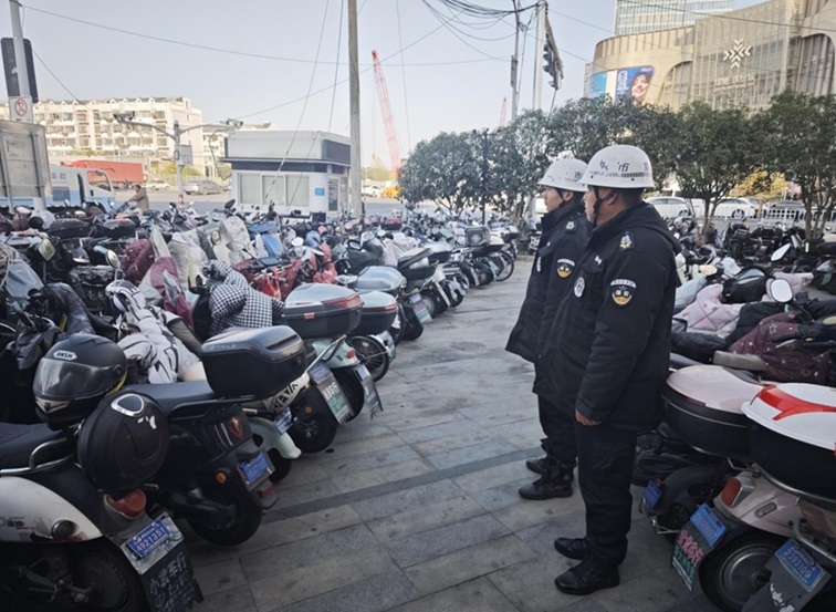 一条路、一间屋、一条河……青浦这样把代表委员“金点子”变成群众“幸福感”丨喜迎两会