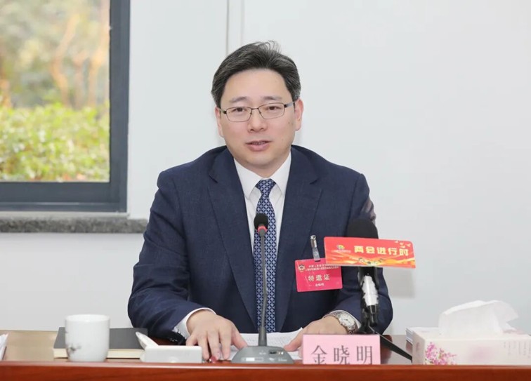 汇聚委员智慧，共商发展大计！区政协举行联组讨论