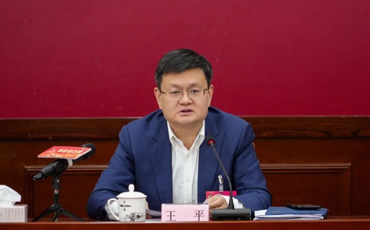 汇聚委员智慧，共商发展大计！区政协举行联组讨论