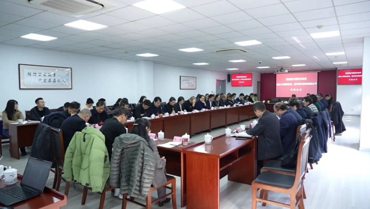 汇聚委员智慧，共商发展大计！区政协举行联组讨论