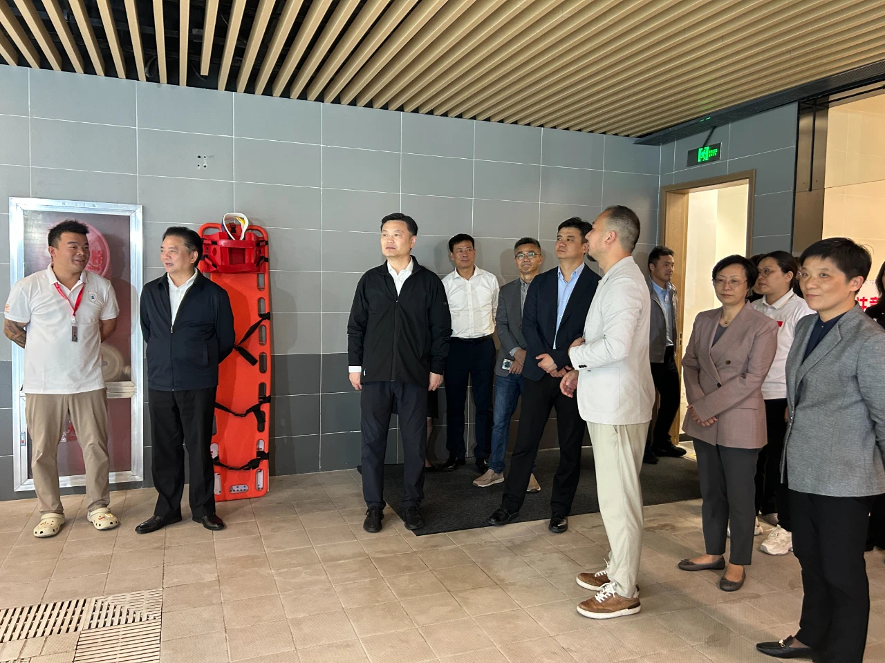 推动全区体育产业高质量发展！区政协召开六届三十七次主席（扩大）会议