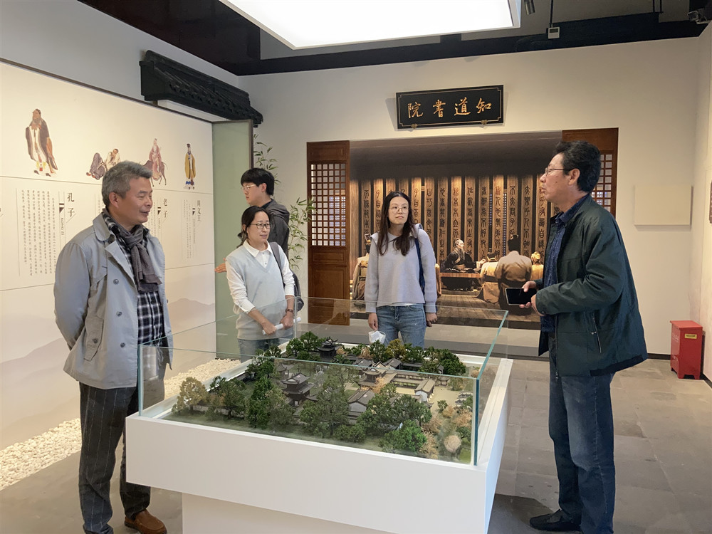 微信图片_20211104153525_副本.jpg