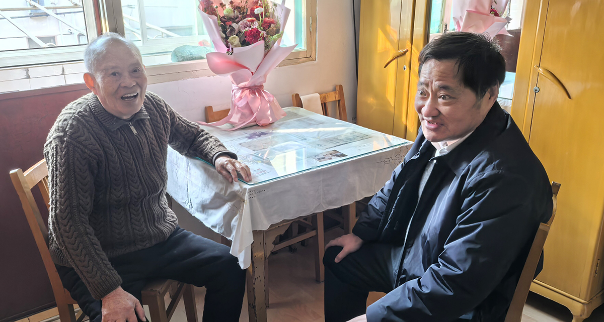 0212_211738_651.jpg 图片1:赵局-张文跃.jpg