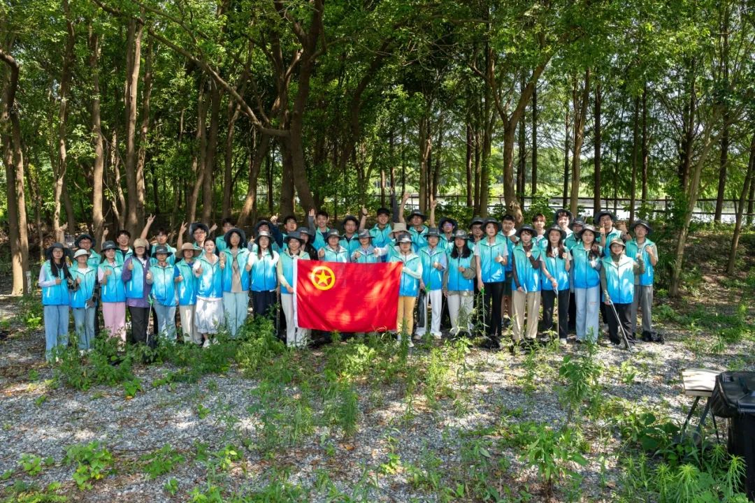 “清波映丹心 青年学思行”——青浦区水务局组织开展水务青年志愿活动