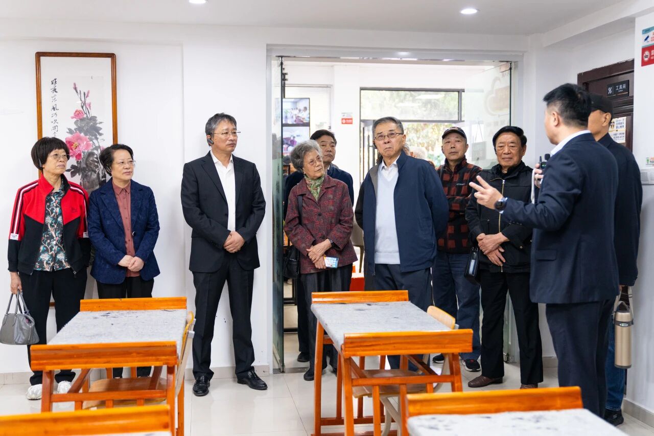 1027_153146_775.jpg 1111.jpg